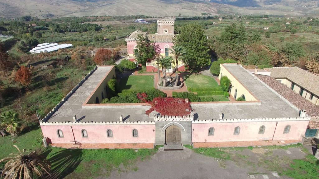 Le Contrade dell'Etna, Castello Romeo
