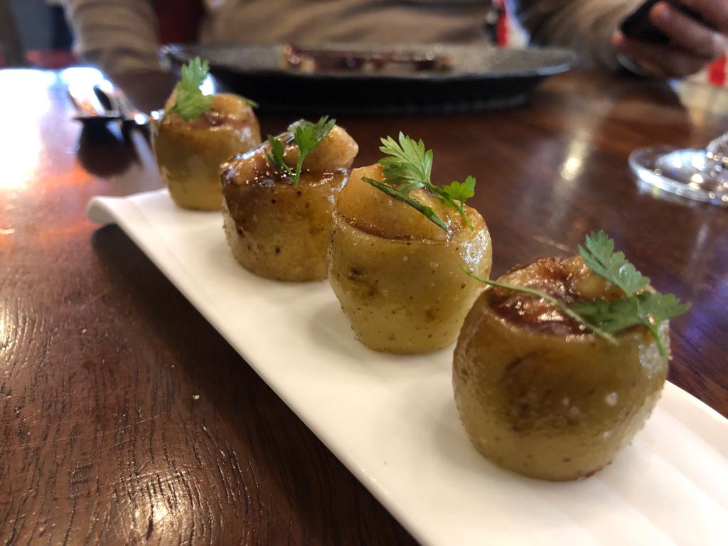 ... con le patate in accompagnamento.