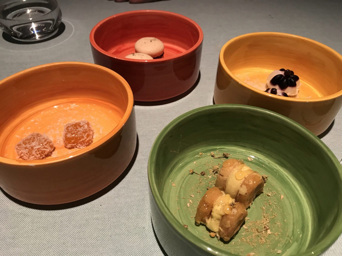 la piccola pasticceria del Ristorante El Coq