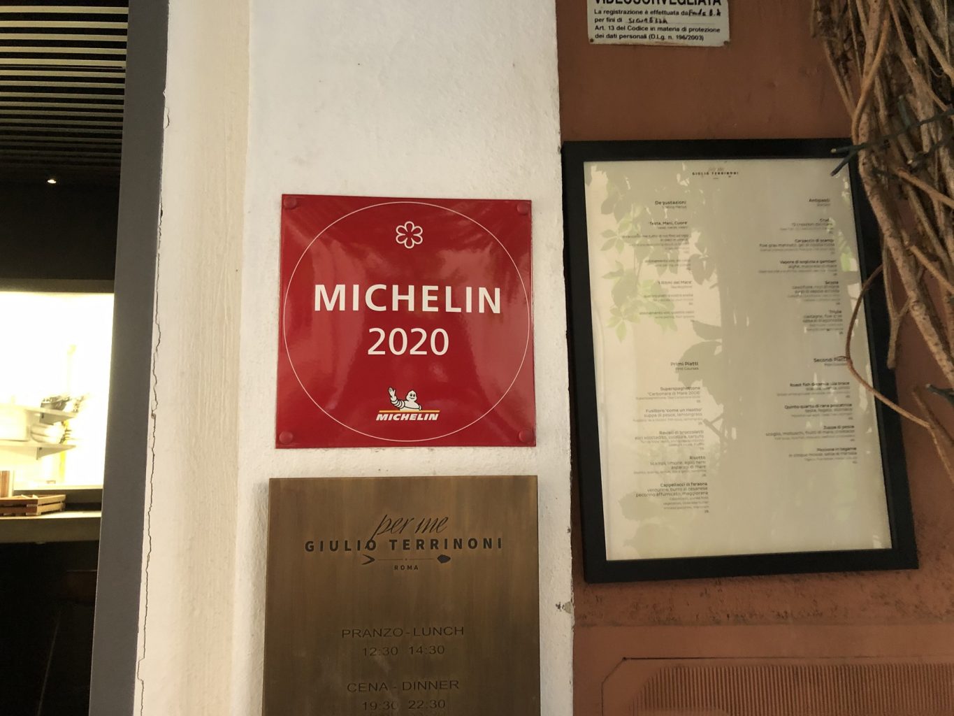 L'ingresso del ristorante di Giulio Terrinoni