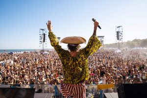 jova beach party