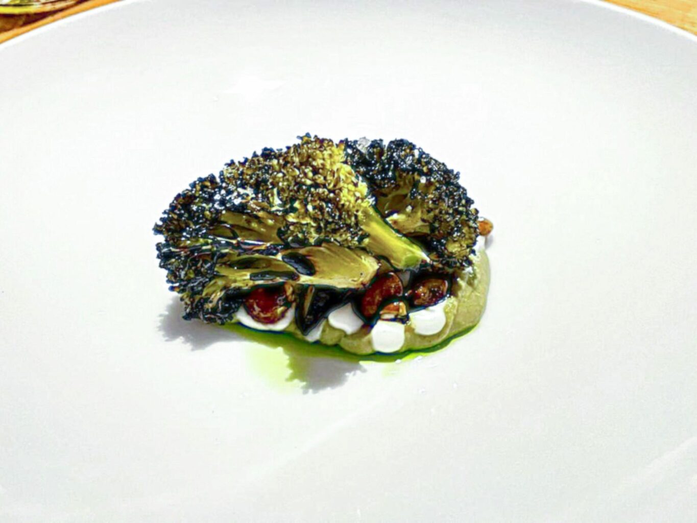Broccolo, capperi e pistacchio di Giacomo Lovato