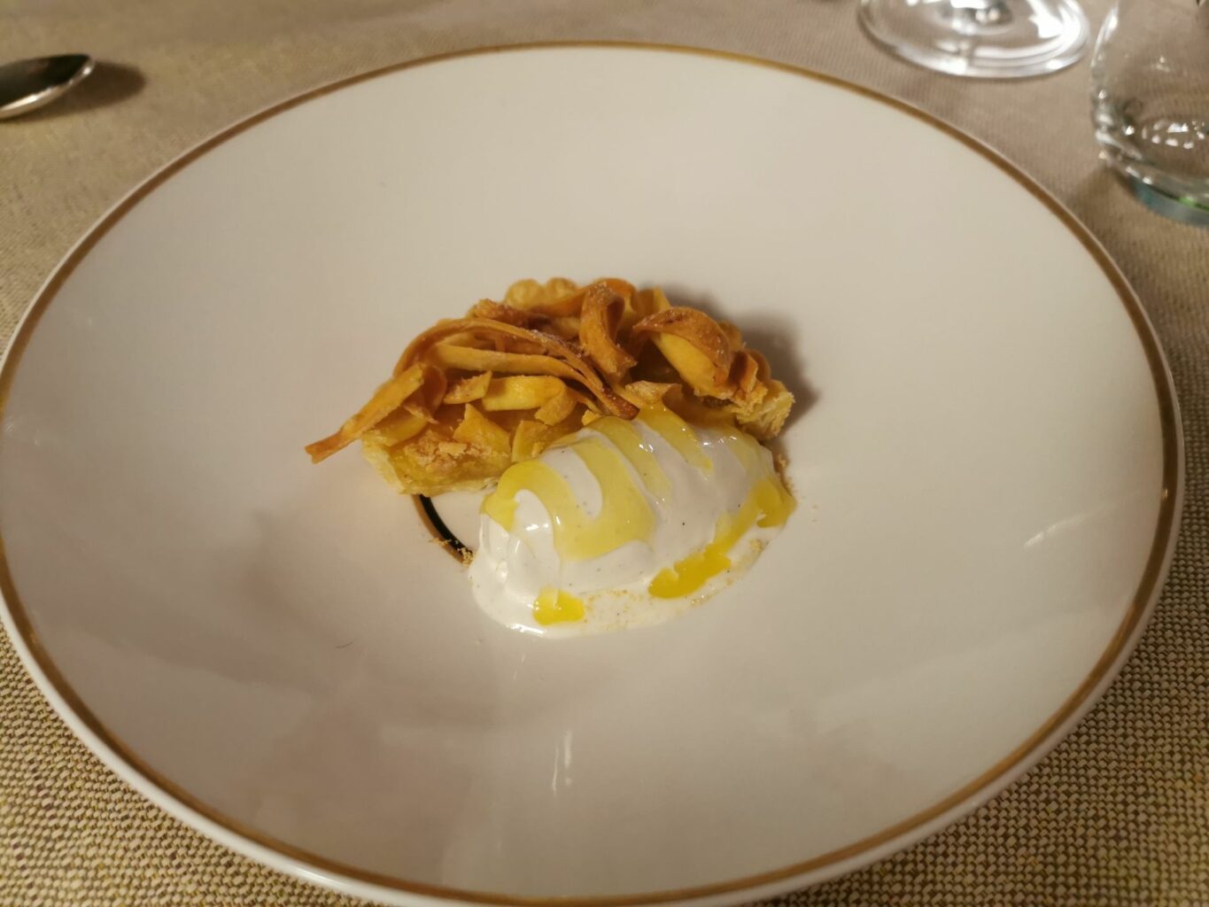 Torta di Tagliatelle del ristorante Al Cambio.