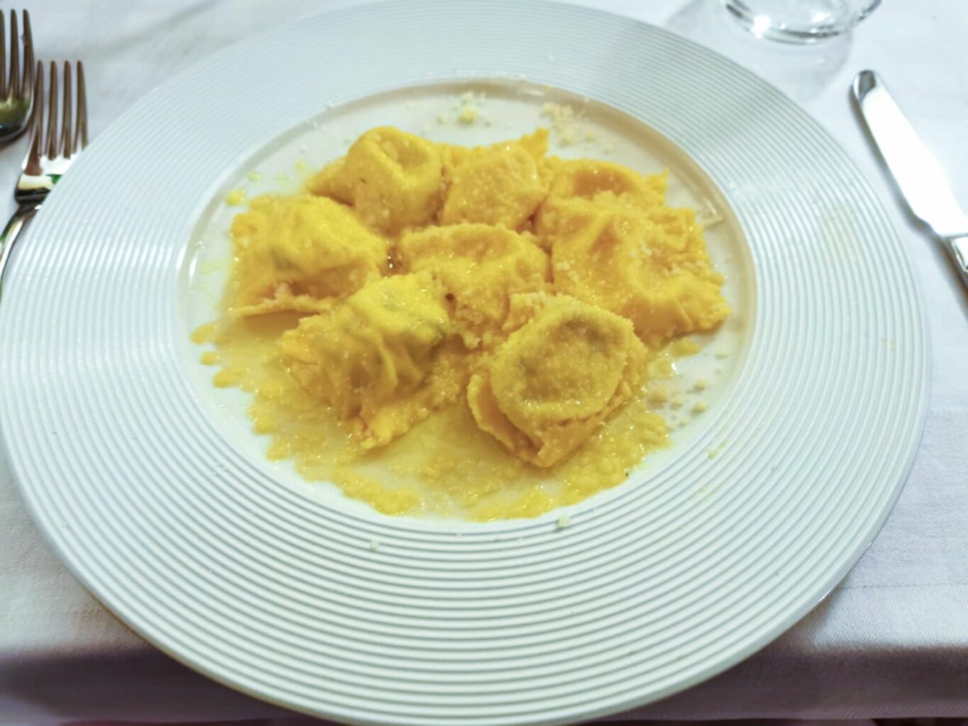 Tortelli misti di erbetta e patate della Trattoria Ai Due Platani
