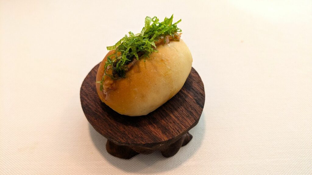 Maritozzo, foie gras e arancio del ristorante Cucina Rambaldi.