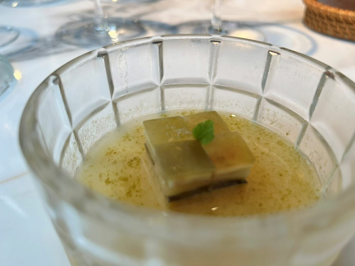 Mangostano, alga Hoi Tai, mango verde.