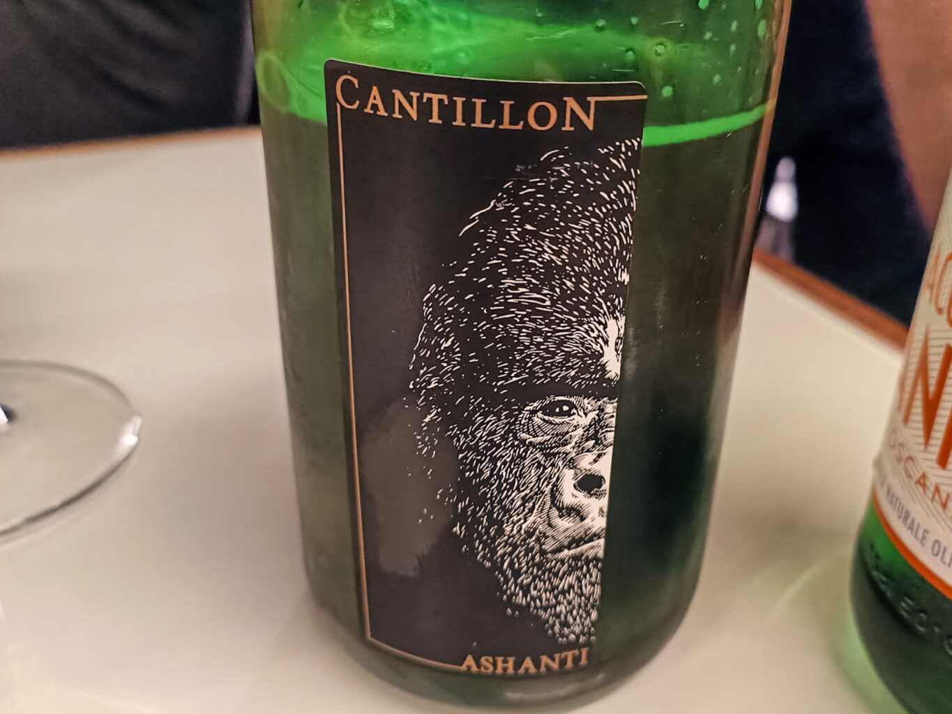 Una delle bottiglie della serata.