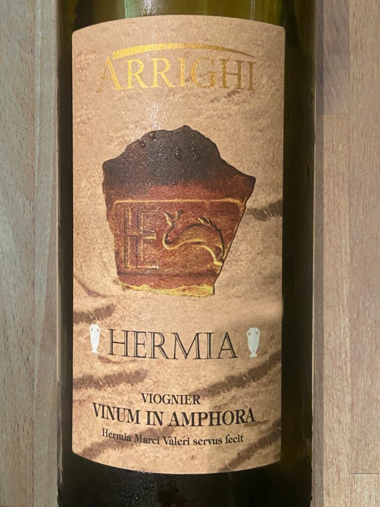 Hermia, il vino bianco in anfora di Arrighi.
