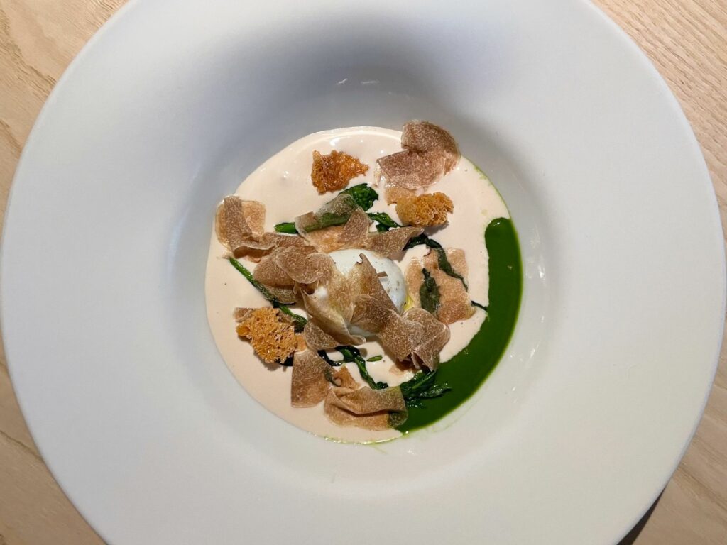 Mozzarella di cime di rapa con salsa di ventresca e tartufo bianco – Autunno 2024.