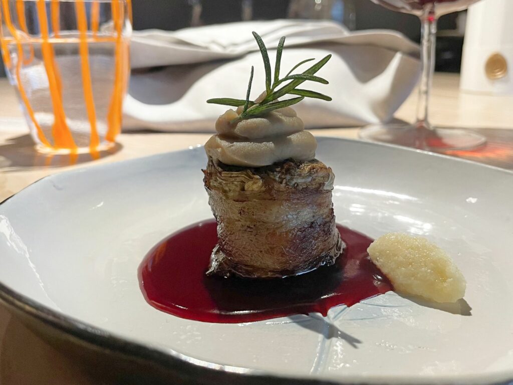 "Musetto" di radicchi al cren, pure di marroni e salsa di lepre – Inverno 2024