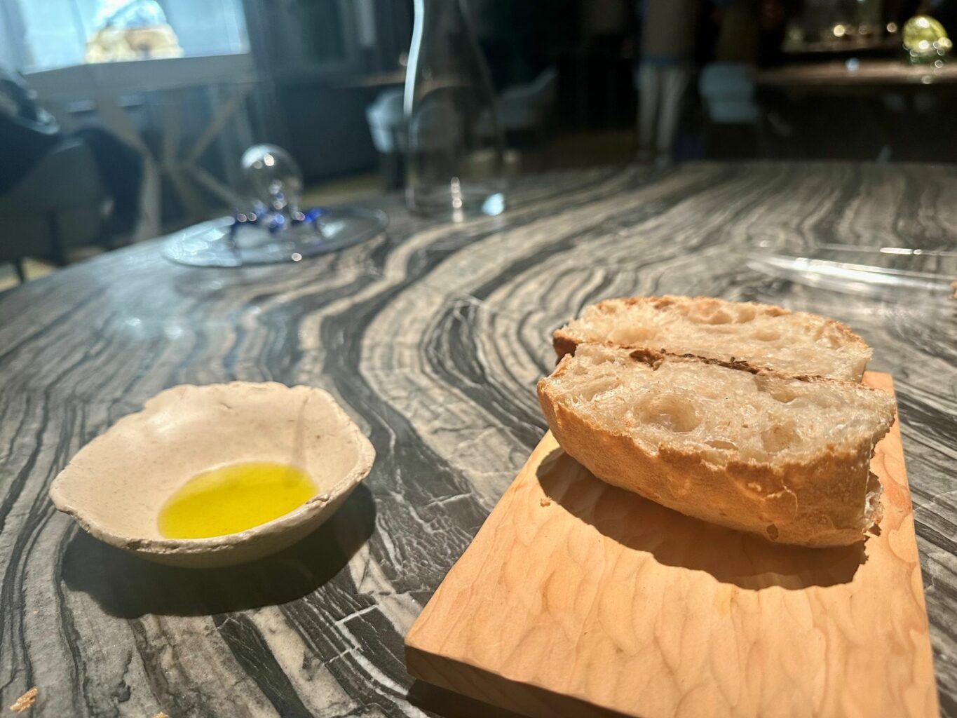 Secondo servizio del pane.