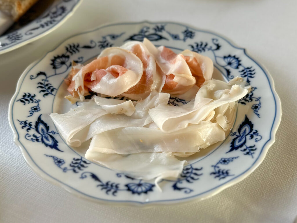 Salumi di Cormons (D'Osvaldo) serviti al Ristorante l'Argine a Vencò