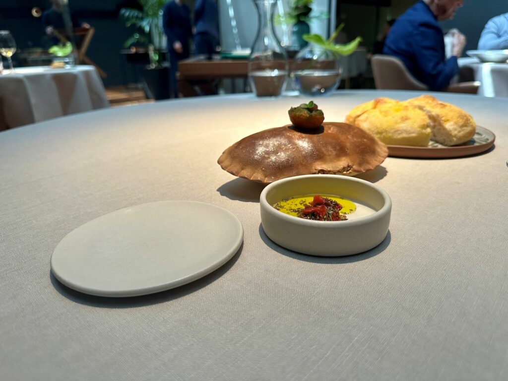 Amuse bouche e focaccia.