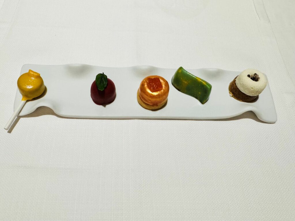 I golosi petit four di Vito Mollica.