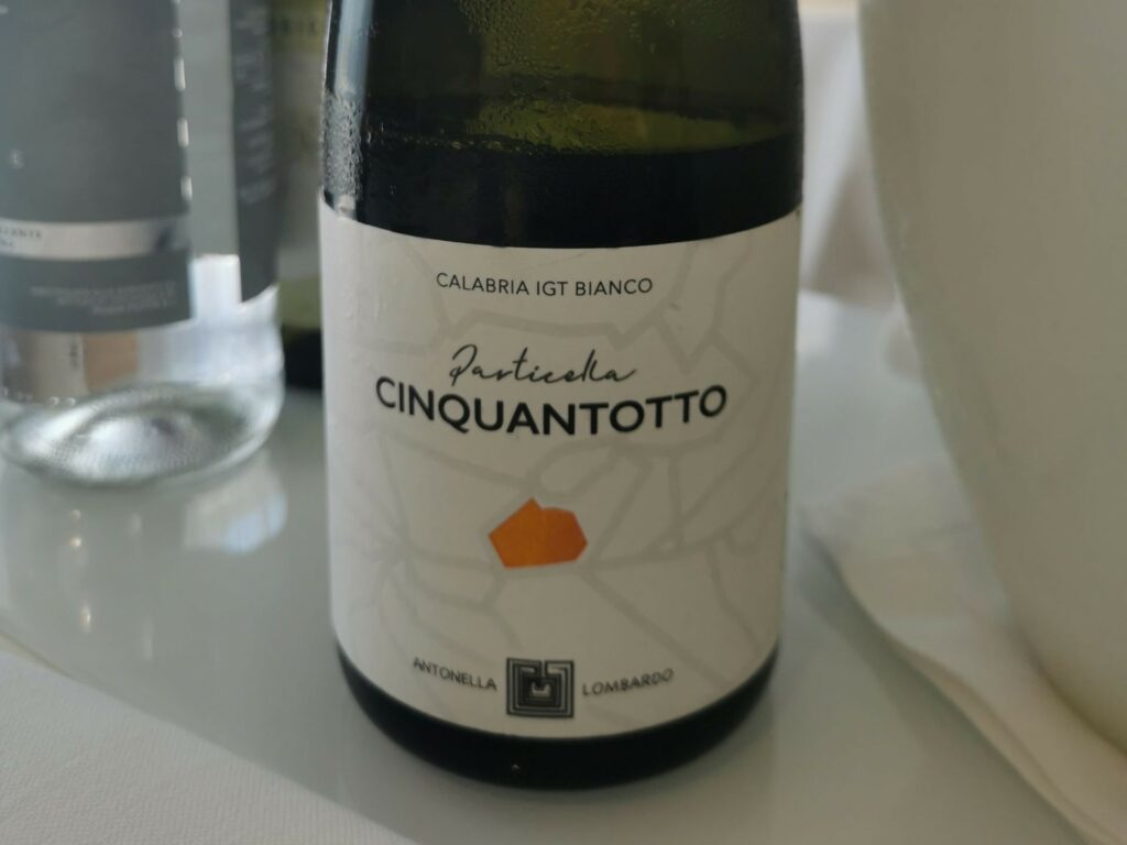100% Greco di Bianco - Particella cinquantotto di Antonella Lombardo.