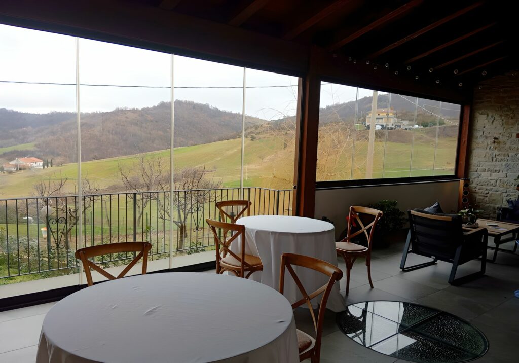 La veranda sulla collina della locanda mammì.