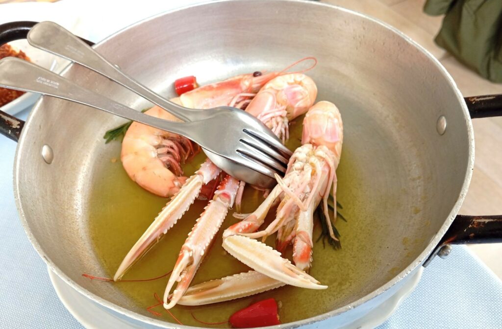 Scampi all'arrabbiata di Vecchia Marina.