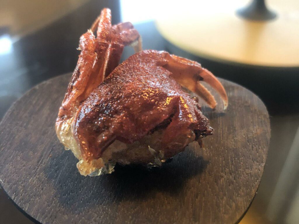 Particolare del granchio.