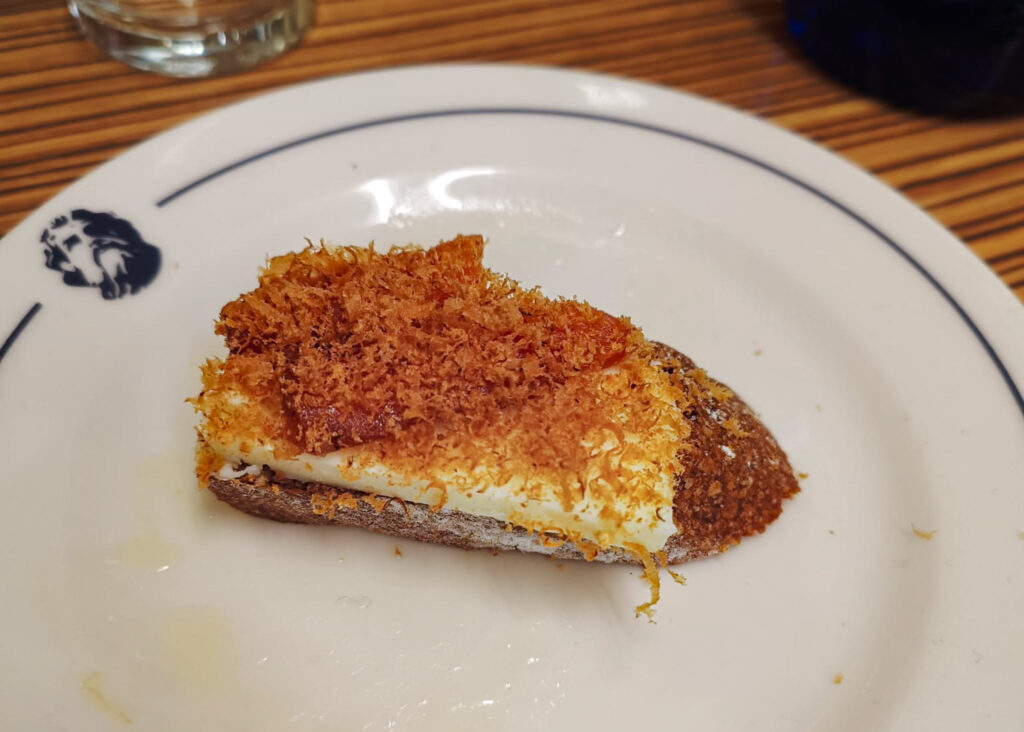 Montadito di bottarga di Ultramarinos marin