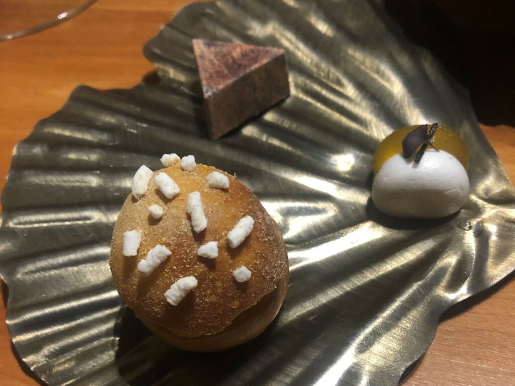 Petit fours.