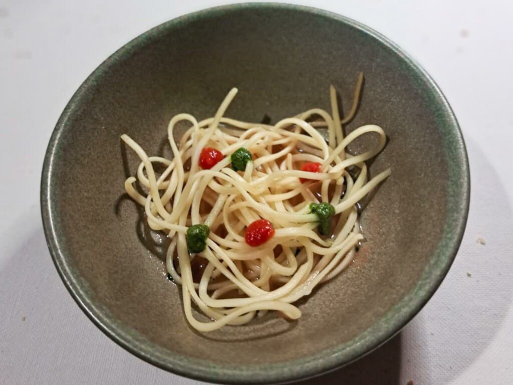 Spaghettino freddo pomodoro e basilico.
