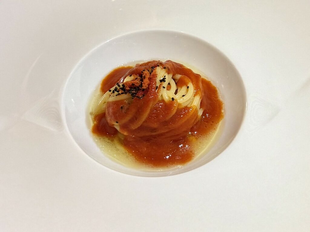 Spaghetti al pomodoro Re Fiascone, l'antico pomodoro della Costiera amalfitana.
