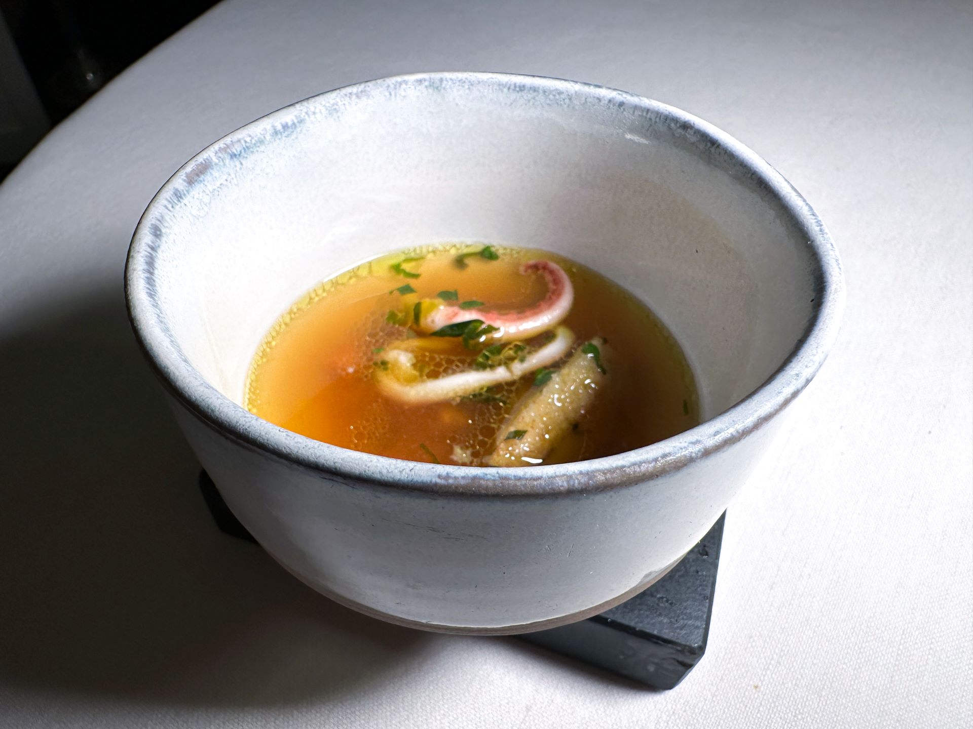 ... con trippa di ricci di mare, polpo, dashi di tonno rosso