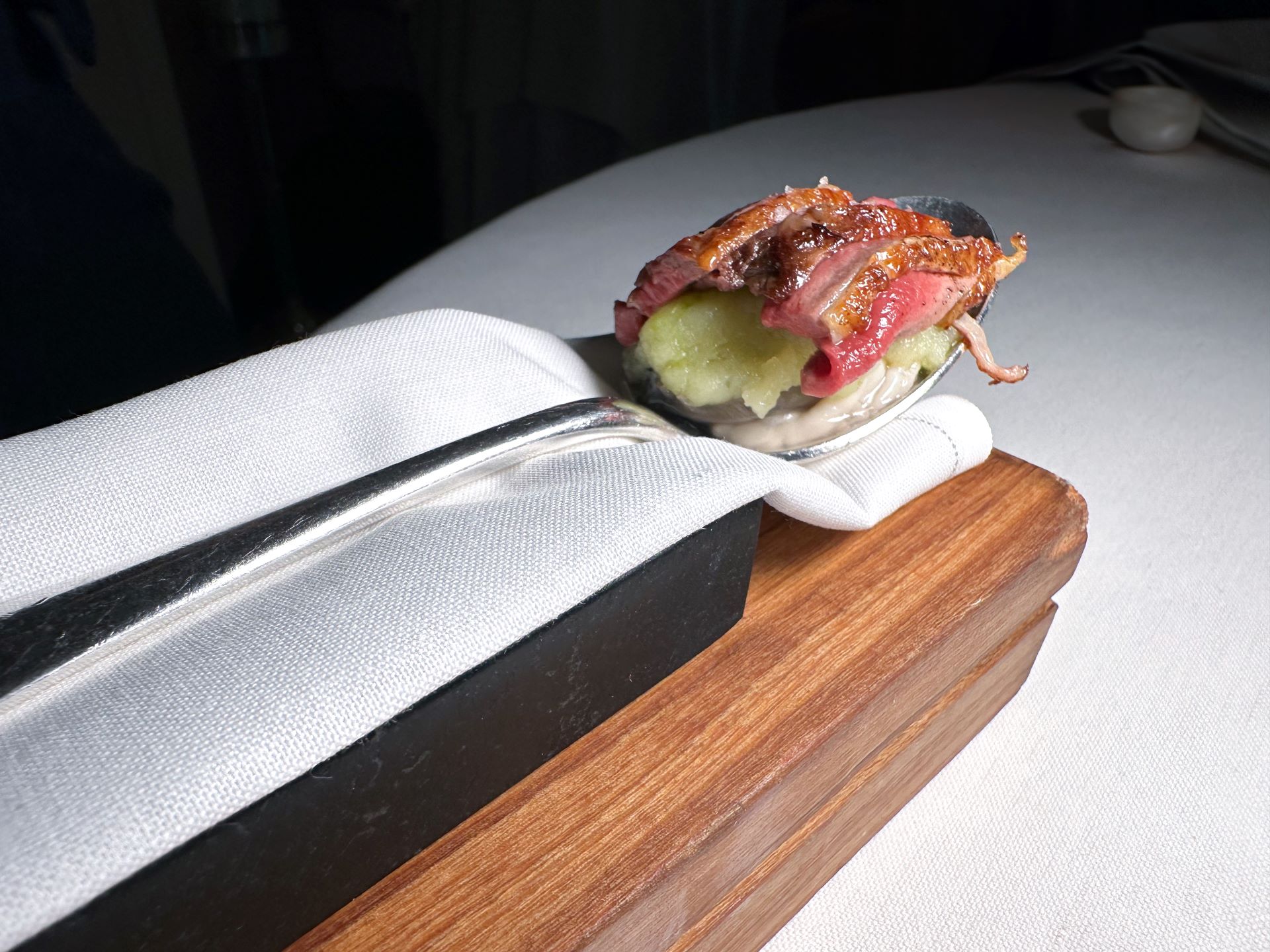 ...servito con il filetto, patate e ostrica...