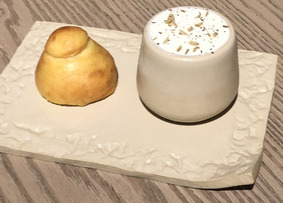 Iconica granita al gelso e tuppo