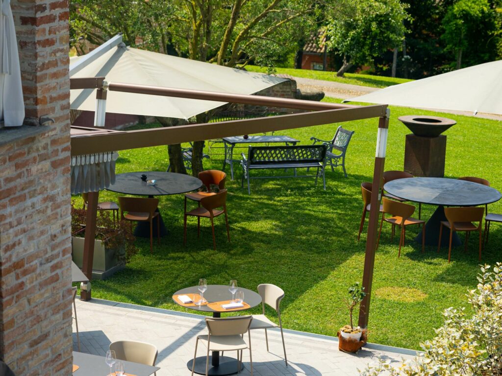 L’esterno del bistrot Pico