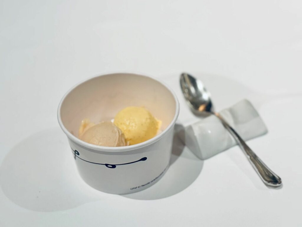  sorbetto pera e cannella e una golosa crema allo zabaione dell'imàgo raccontato nella nostra recensione