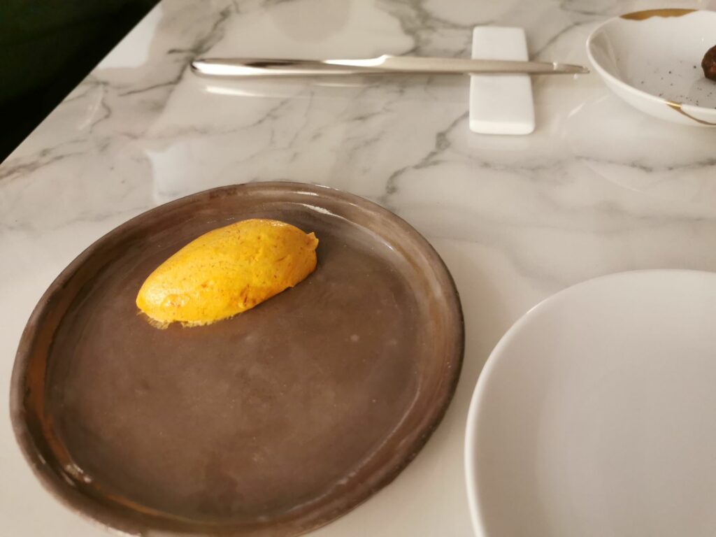 Burro alle papaccelle servito al ristorante Pipero