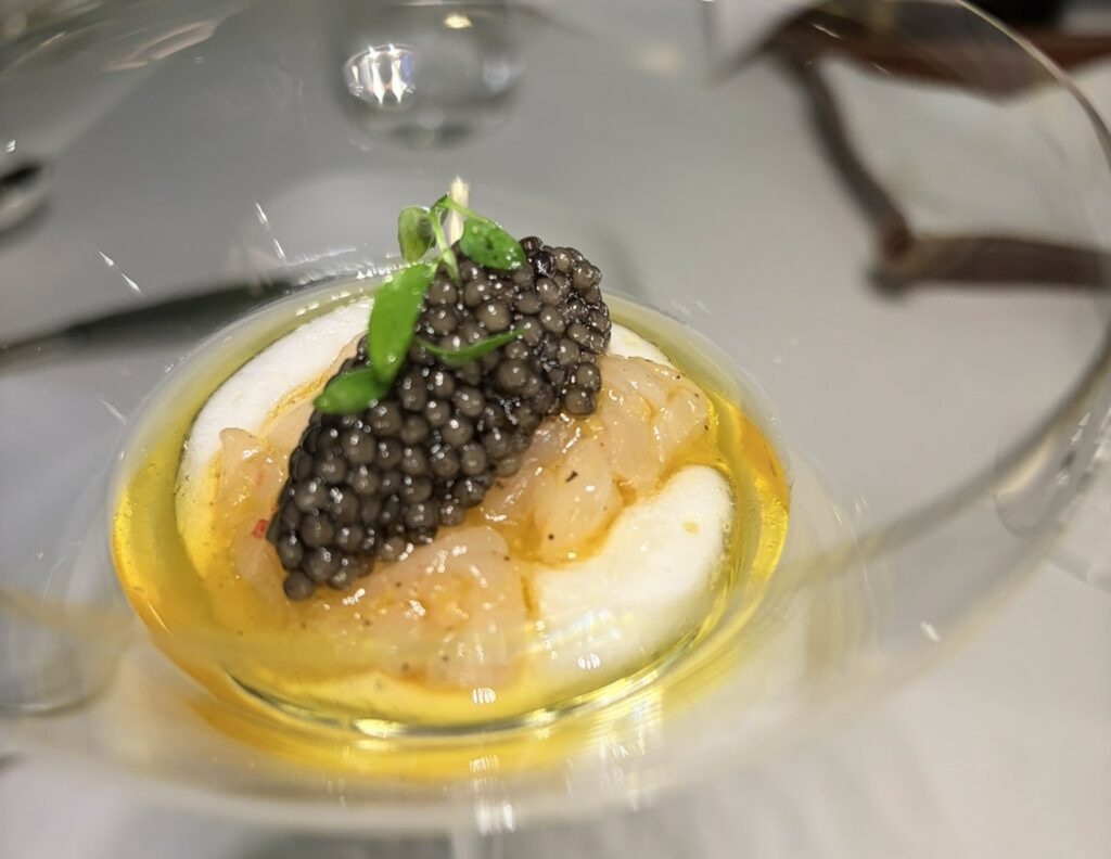 Astice, sedano, caviale.