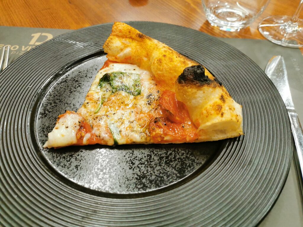Margherita. Mozzarella latterie sorrentine, paccatelle CBT. 64% idratazione