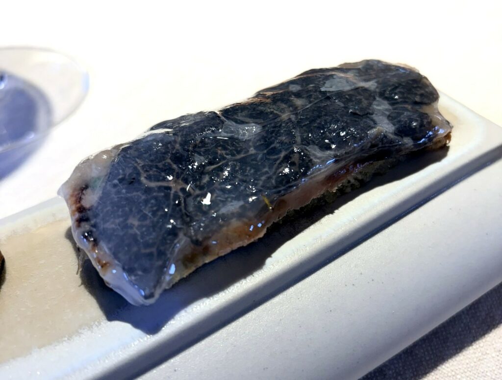 Pane tostato e tartufo.