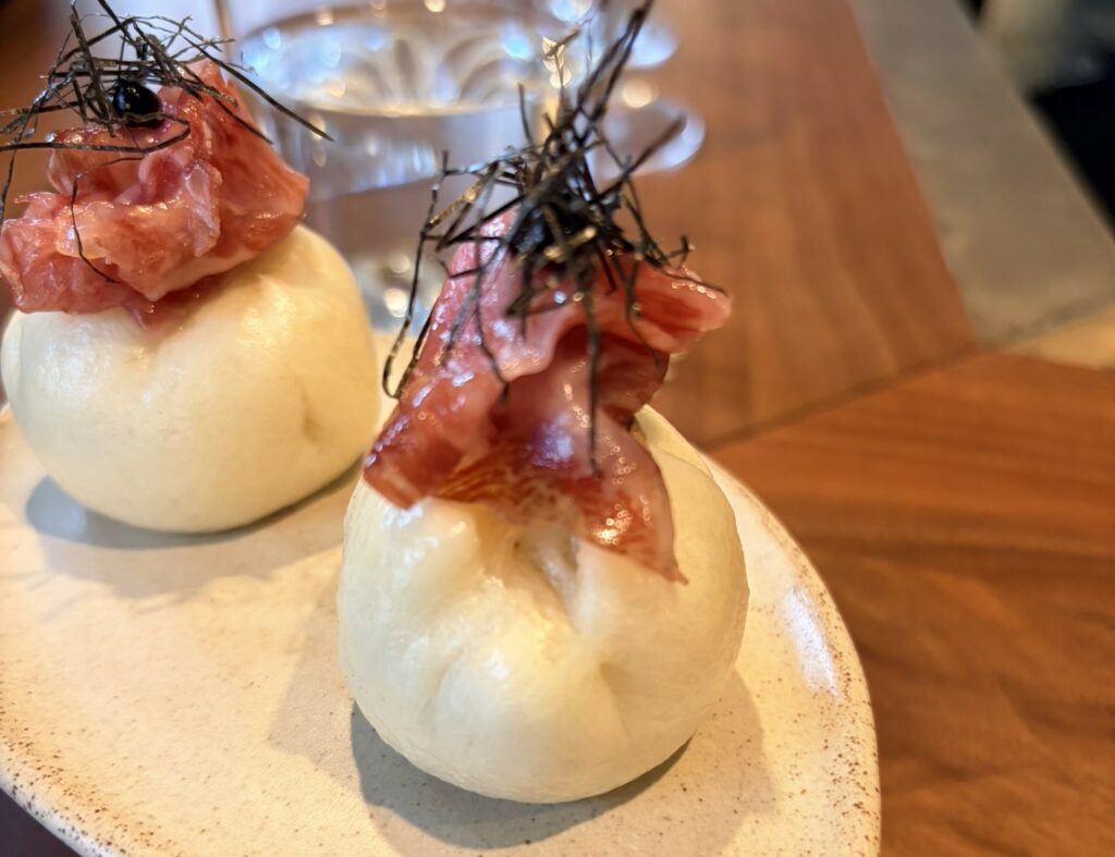 Bao, Wagyu e alga nori di The Counter