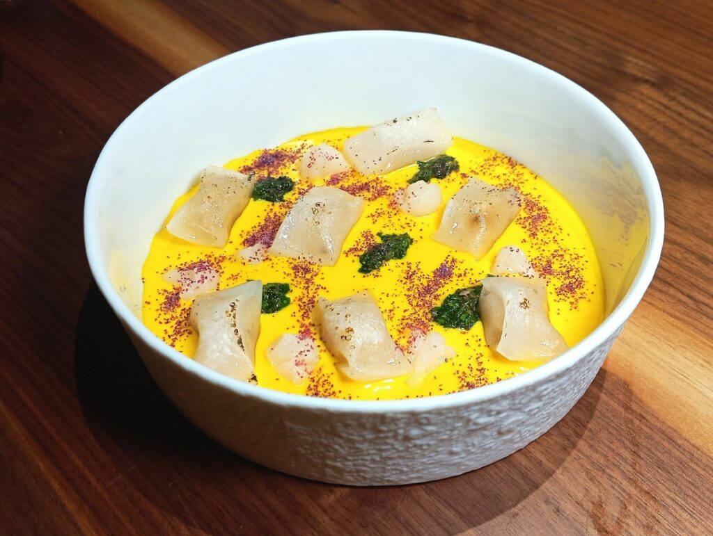 Plin cavolfiore. Pesto al dragoncello e zafferano