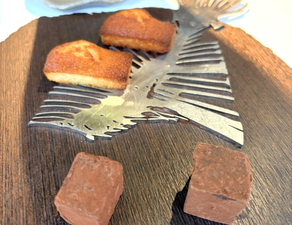 Petit fours del ristorante Elkano