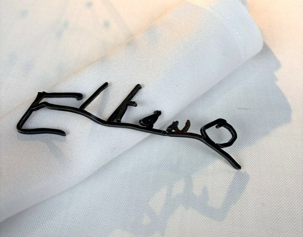 L'iconico segnaposto del ristorante Elkano