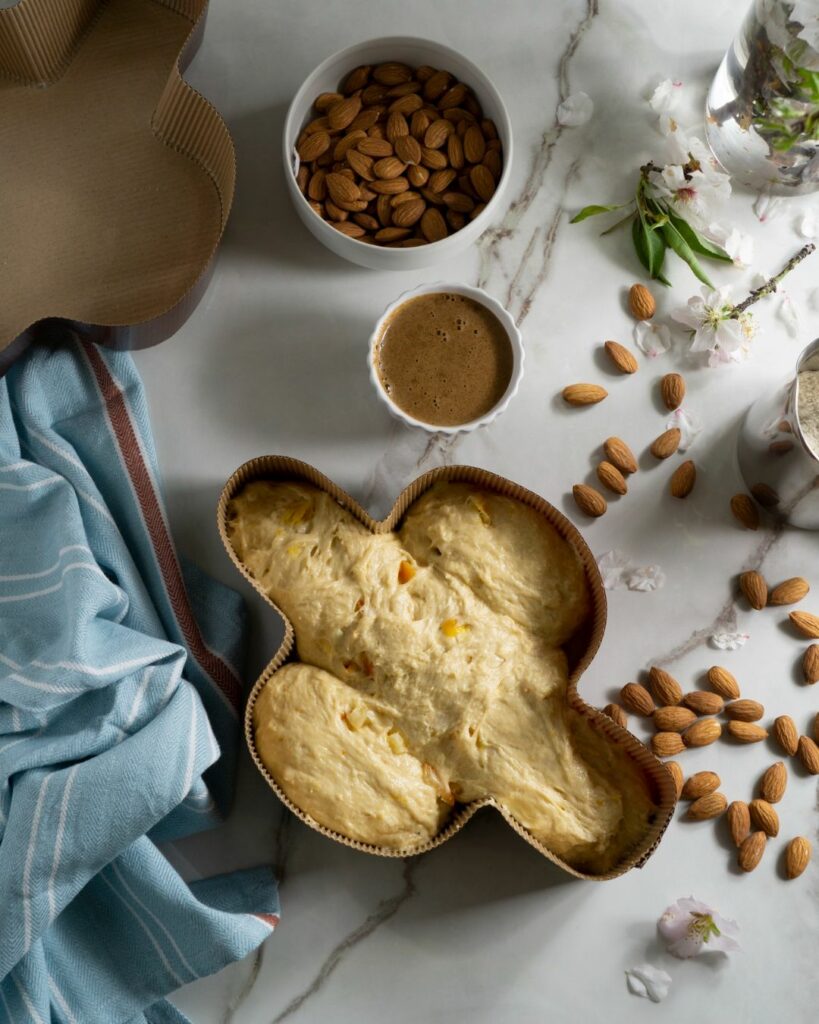 Impasto di una colomba artigianale
