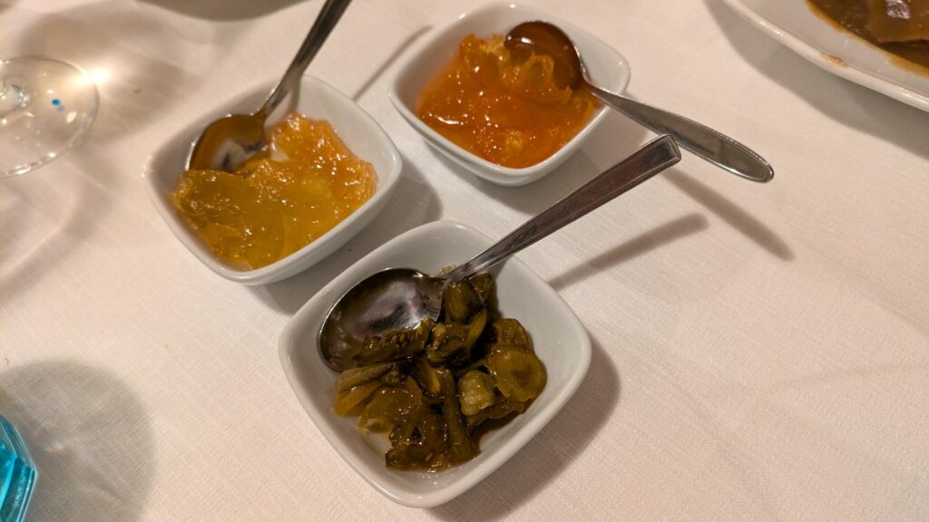 Le mostarde. Da menzionare quella di mandarino