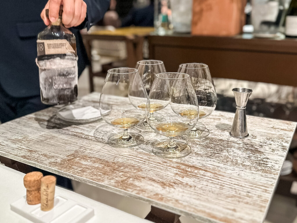 Vodka al tartufo nero del ristorante disfrutar
