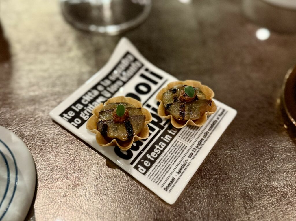 Tartelletta con parmigiana di melanzane del George Restaurant di Napoli