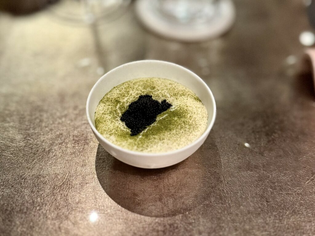 Un voluttuoso amuse bouche del George Restaurant di Napoli