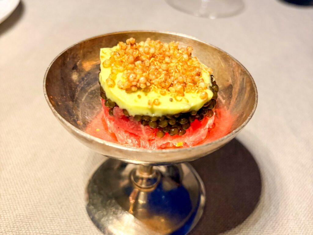 Tartare di manzo, avocado e caviale di Da Vittorio a Brusaporto