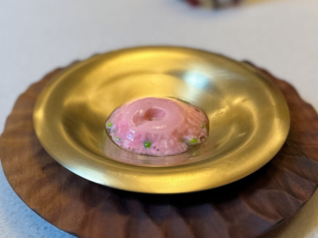 Lamponi, piselli e origano di Contraste dello chef Perdomo
