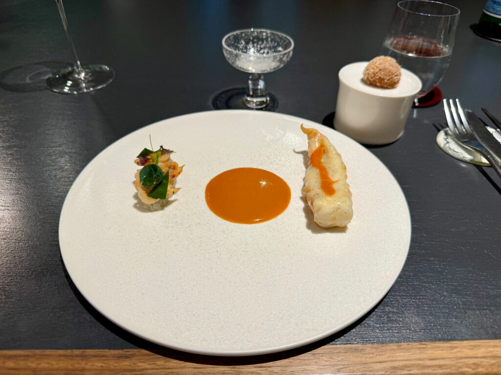 Sticky rice, scampo, bisque di crostacei, makgeolli