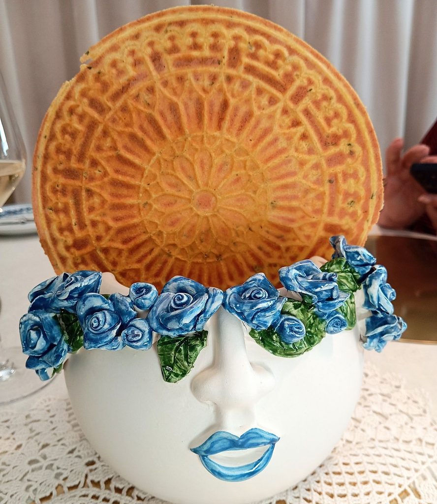 Ferratella (ceramica di Patrizia Italiano)