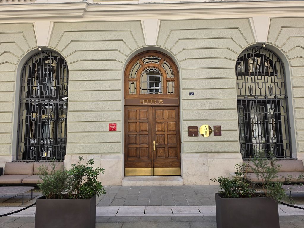 L'ingresso di Palazzo Dreher di Harry's piccolo Metullio