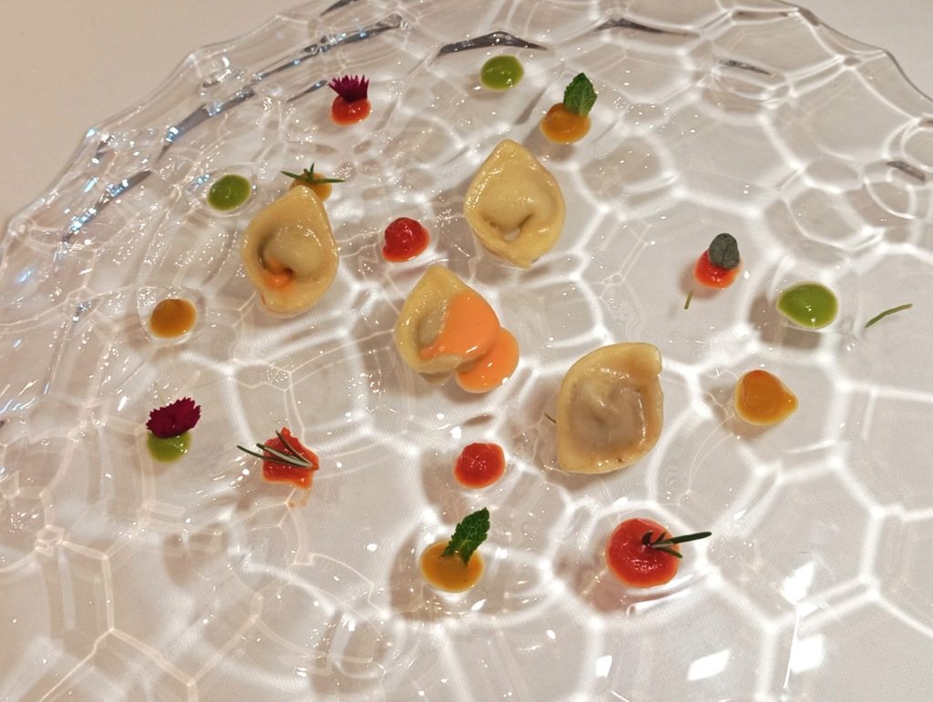 Cappelletto croccante di quinto quarto, bottoncini di peperone e friggitello di President Pompei